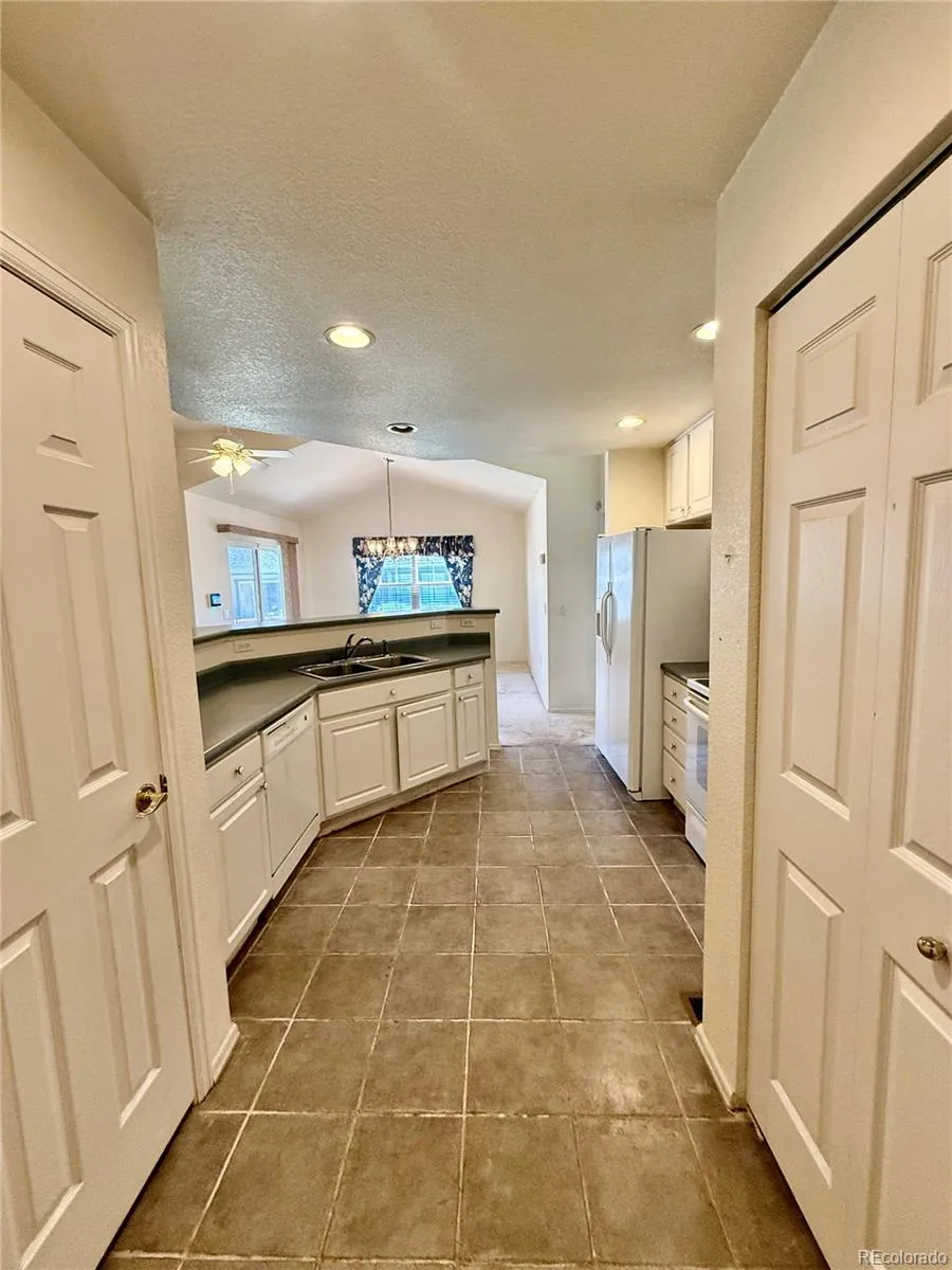 7680 S Buchanan Way Aurora, CO 80016
