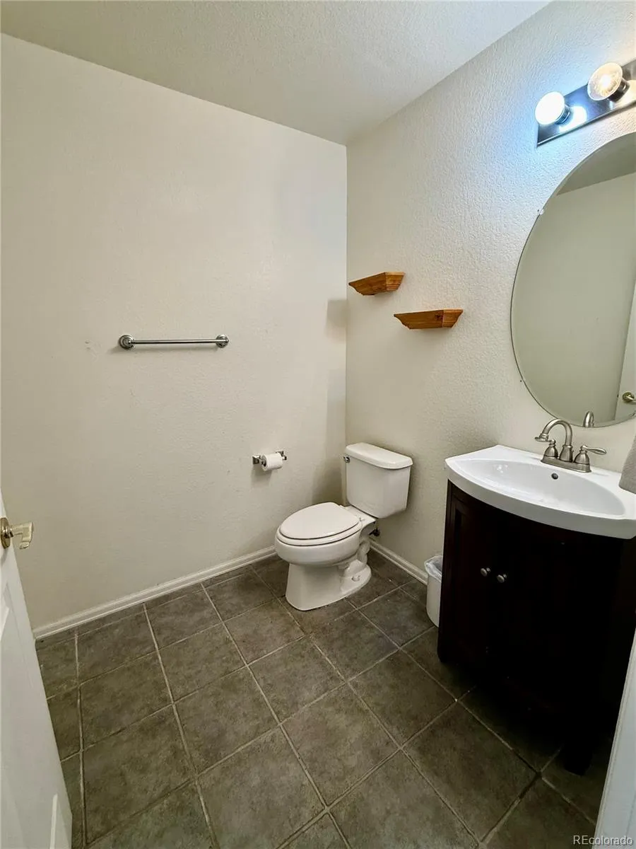 7680 S Buchanan Way Aurora, CO 80016
