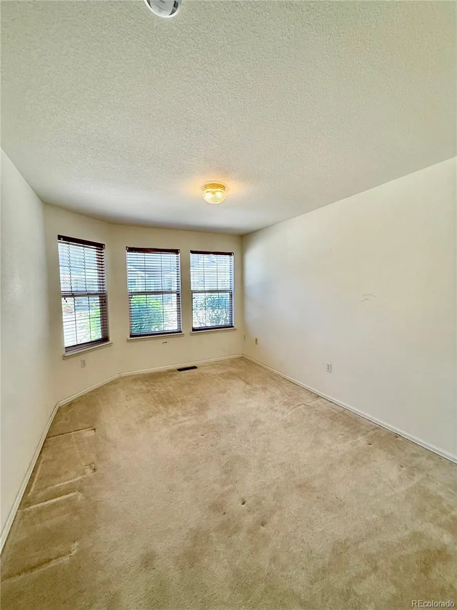 7680 S Buchanan Way Aurora, CO 80016