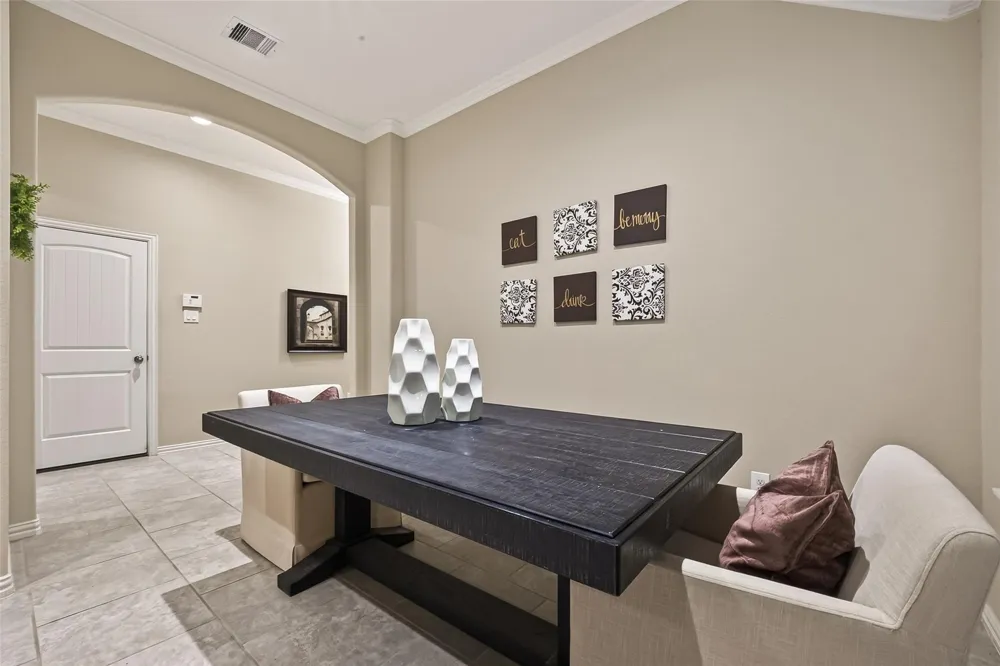 6807 Peach Mill Lane Dickinson, TX 77539