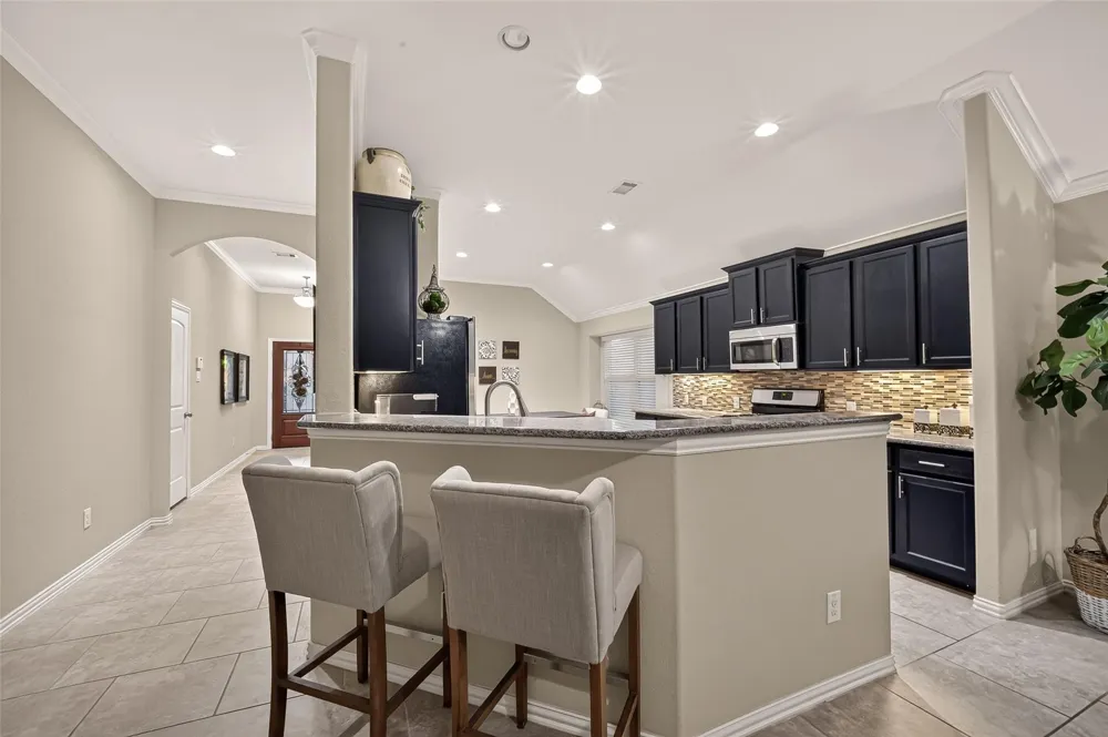 6807 Peach Mill Lane Dickinson, TX 77539