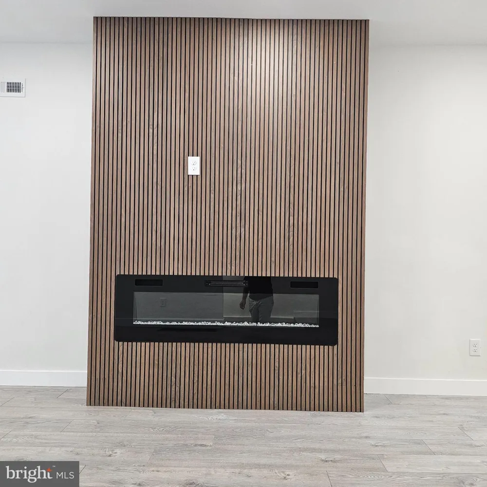 5755 17TH STREET Philadelphia, PA 19141