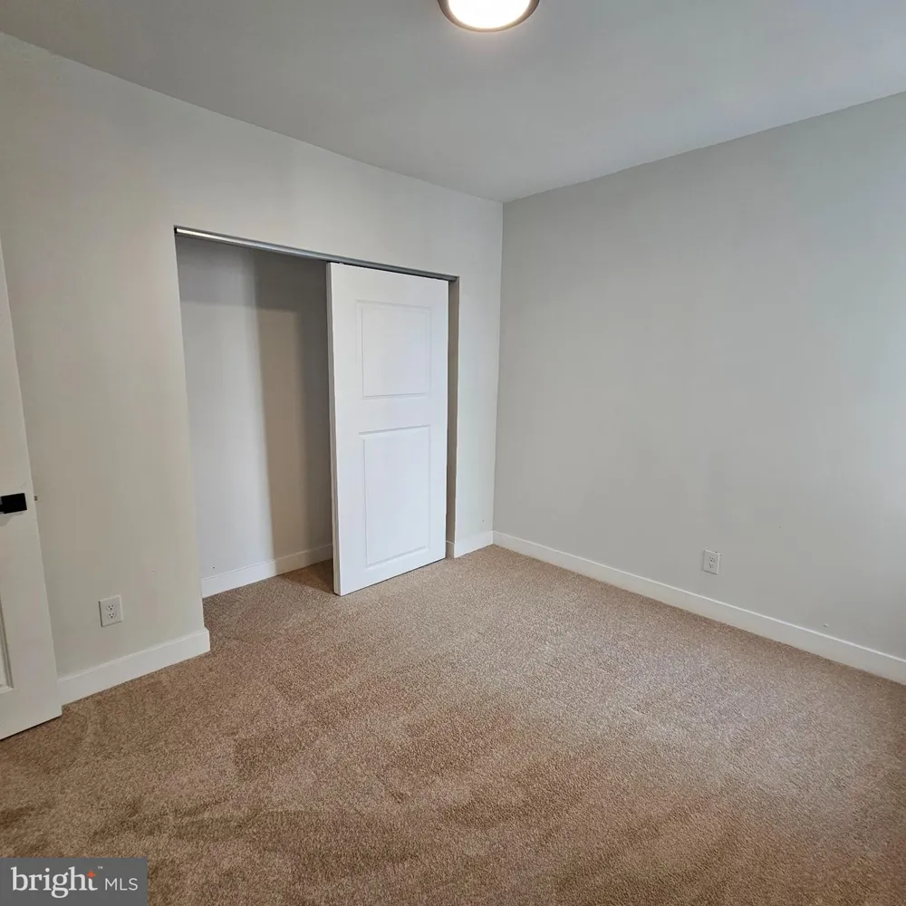 5755 17TH STREET Philadelphia, PA 19141