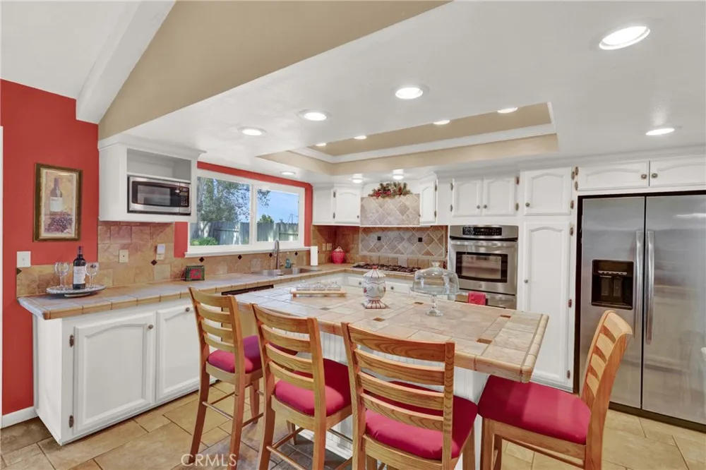4385 California Santa Maria, CA 93455