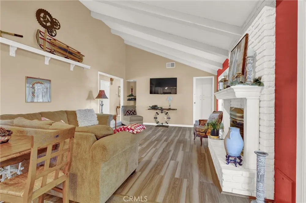 4385 California Santa Maria, CA 93455