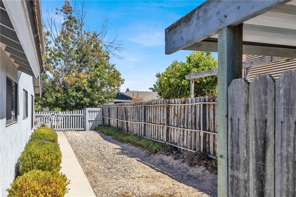 4385 California Santa Maria, CA 93455