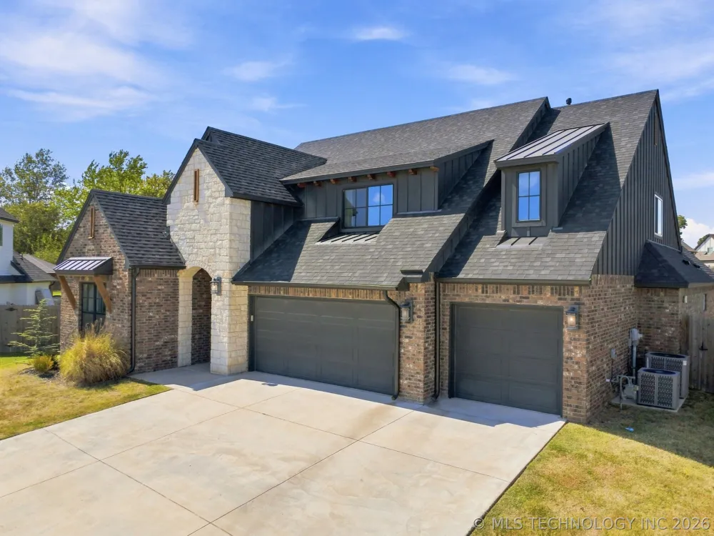 14307 E 95th Place Owasso, OK 74055