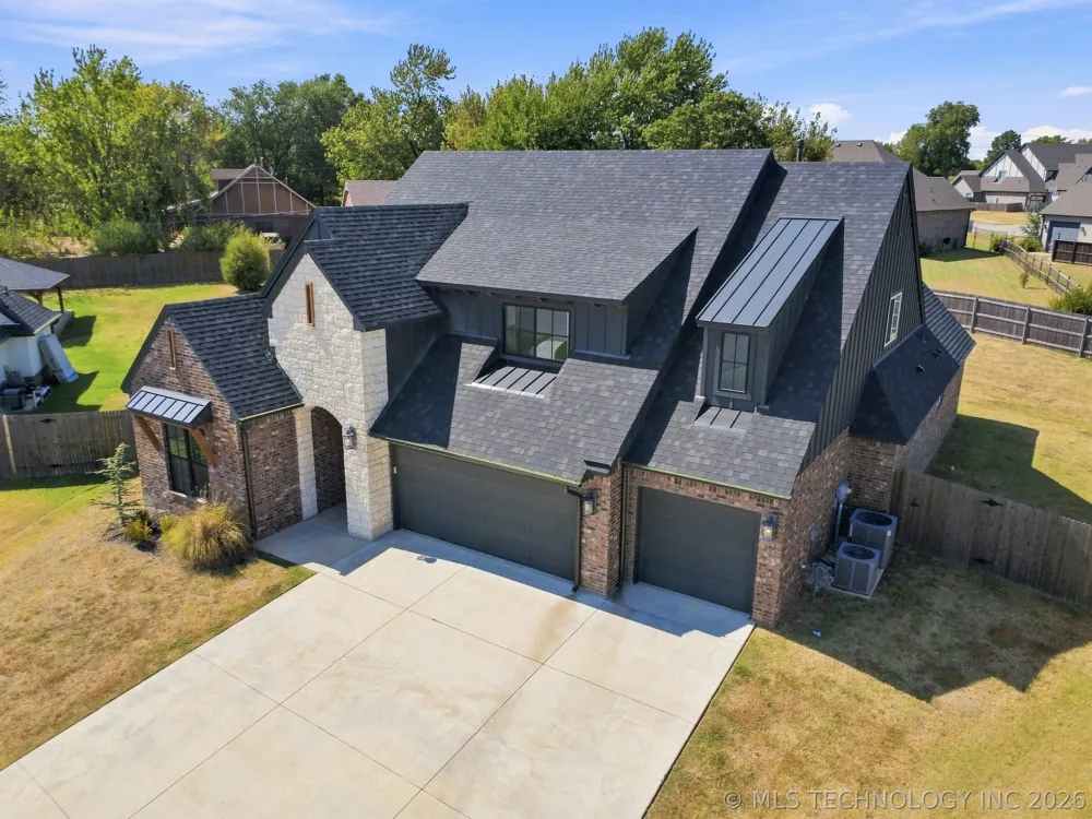 14307 E 95th Place Owasso, OK 74055
