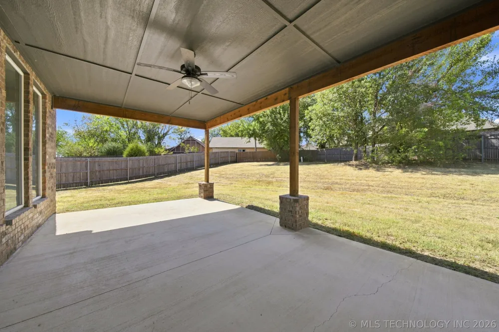 14307 E 95th Place Owasso, OK 74055