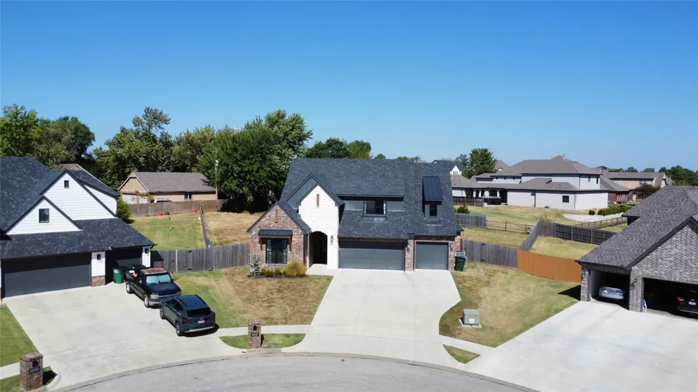 14307 E 95th Place Owasso, OK 74055