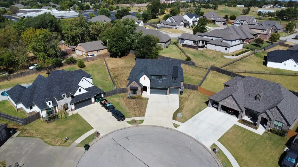 14307 E 95th Place Owasso, OK 74055