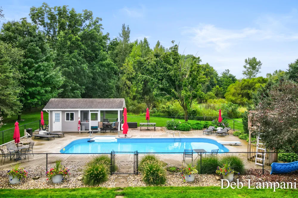 2008 Pleasant Pond Drive SW Byron Township, MI 49315