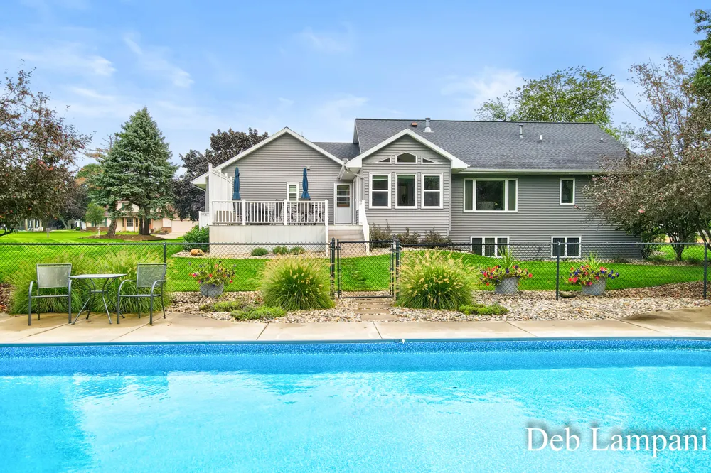 2008 Pleasant Pond Drive SW Byron Township, MI 49315