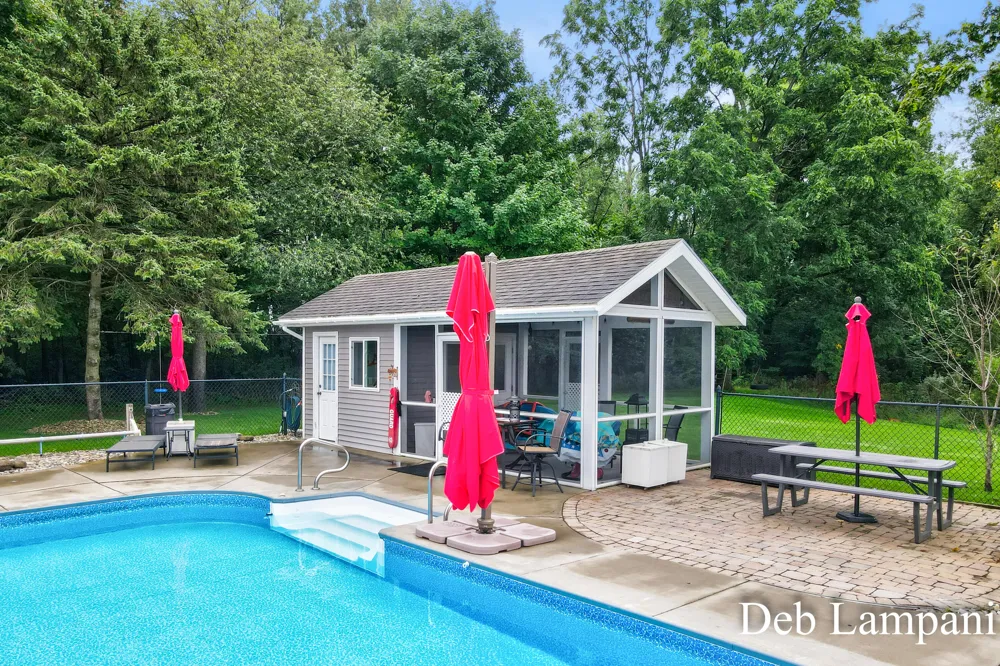 2008 Pleasant Pond Drive SW Byron Township, MI 49315