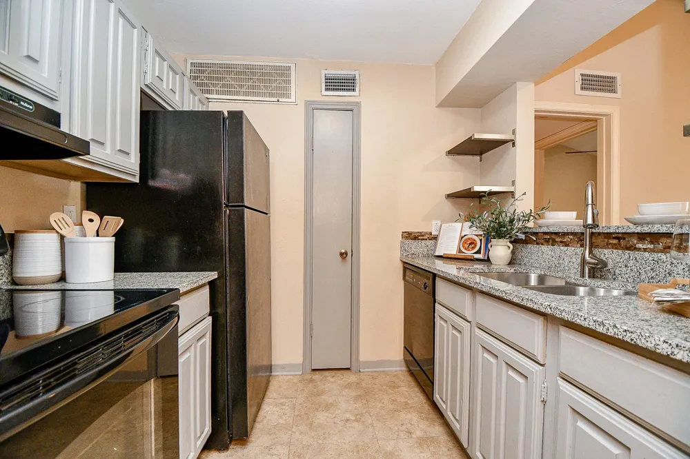 3500 Tangle Brush Drive #14 The Woodlands, TX 77381