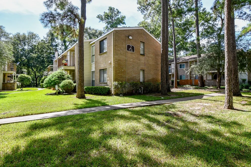 3500 Tangle Brush Drive #14 The Woodlands, TX 77381