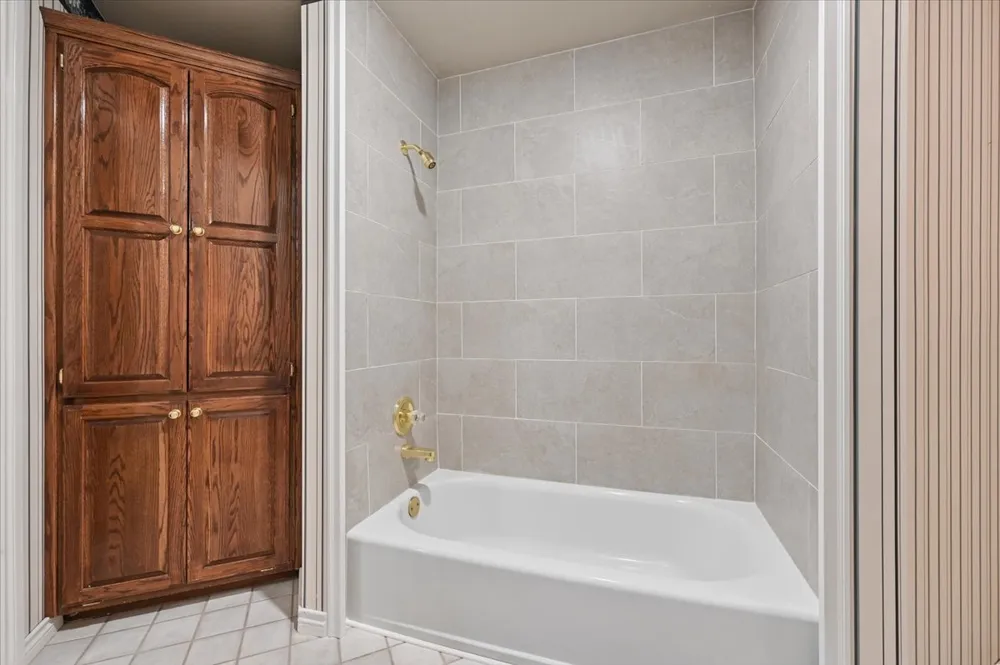11245 S 66TH EastAvenue Tulsa, OK 74137