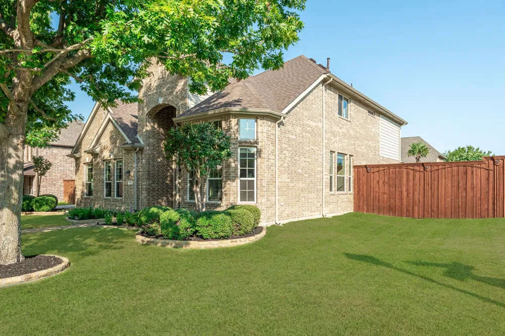 613 Maize Road Murphy, TX 75094