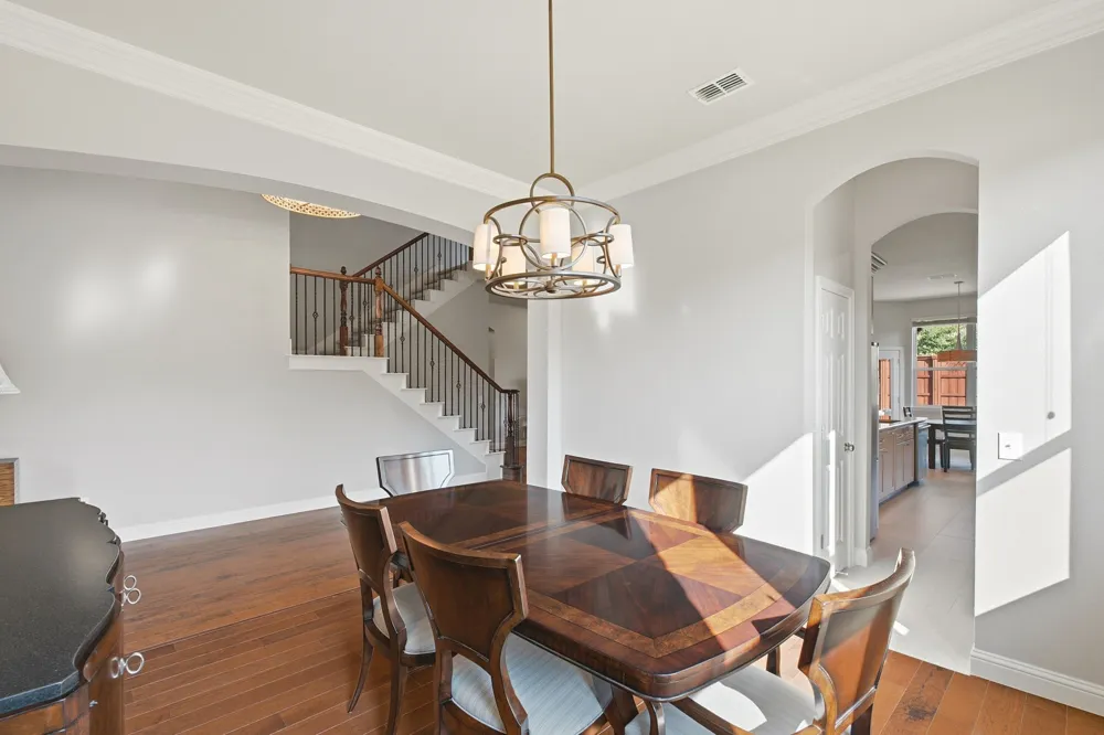 613 Maize Road Murphy, TX 75094
