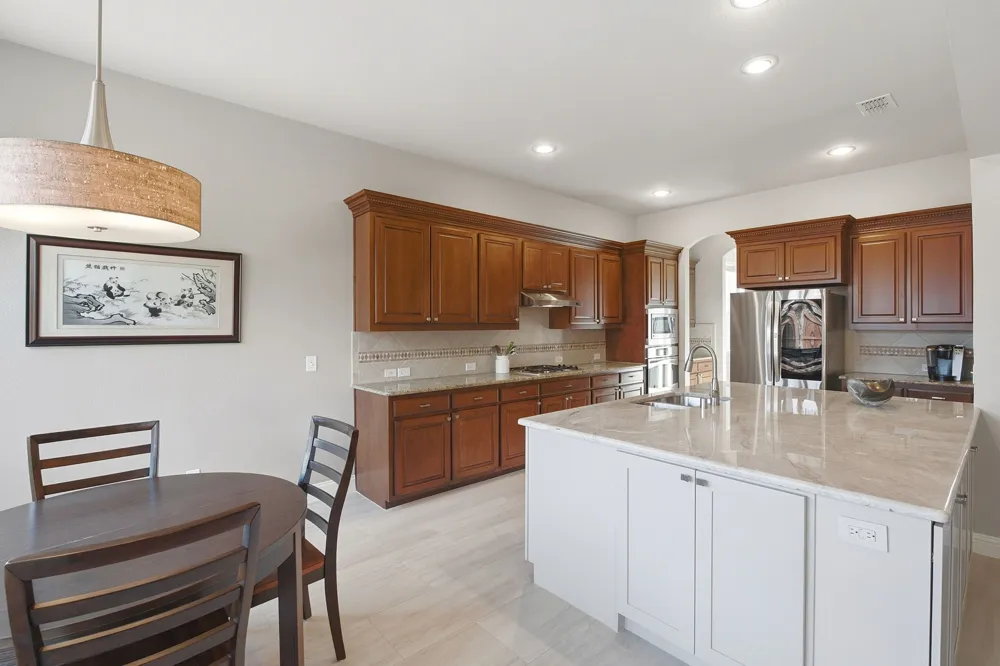 613 Maize Road Murphy, TX 75094