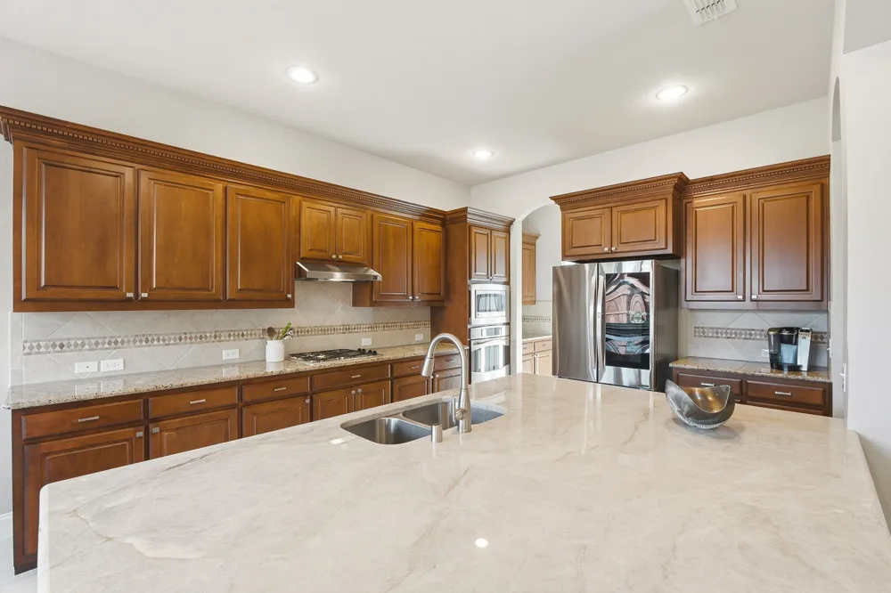 613 Maize Road Murphy, TX 75094