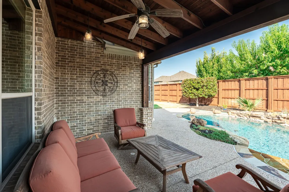 613 Maize Road Murphy, TX 75094