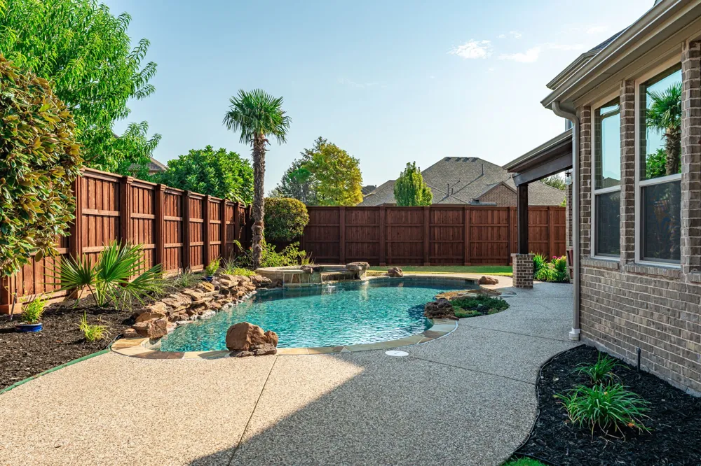 613 Maize Road Murphy, TX 75094