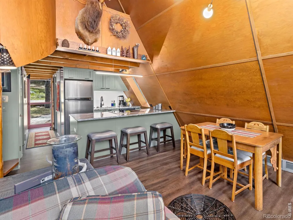 847 Hemlock Drive Lyons, CO 80540