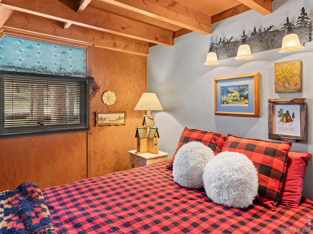 847 Hemlock Drive Lyons, CO 80540