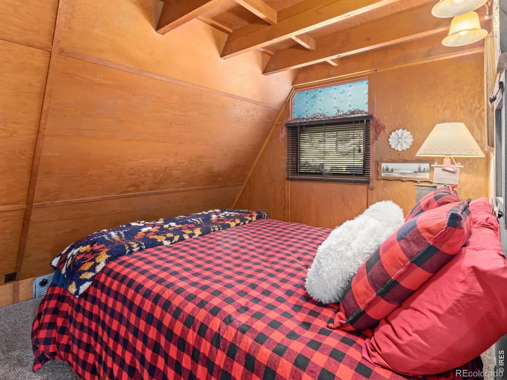 847 Hemlock Drive Lyons, CO 80540