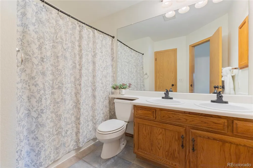 1811 S Quebec Way #57 Denver, CO 80231