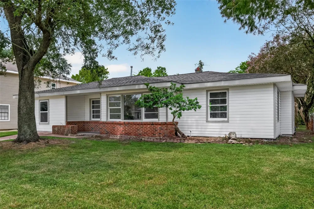 522 23rd Avenue Texas City, TX 77590