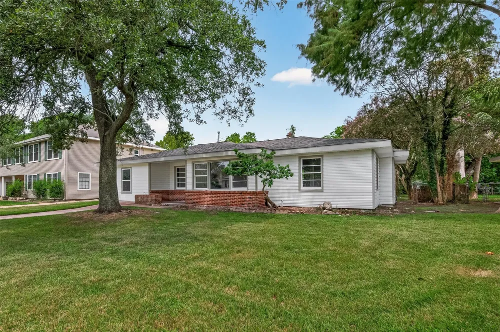 522 23rd Avenue Texas City, TX 77590