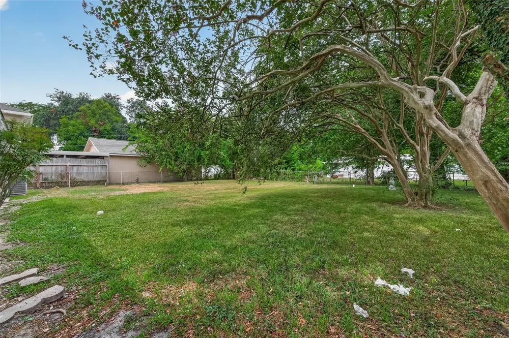 522 23rd Avenue Texas City, TX 77590