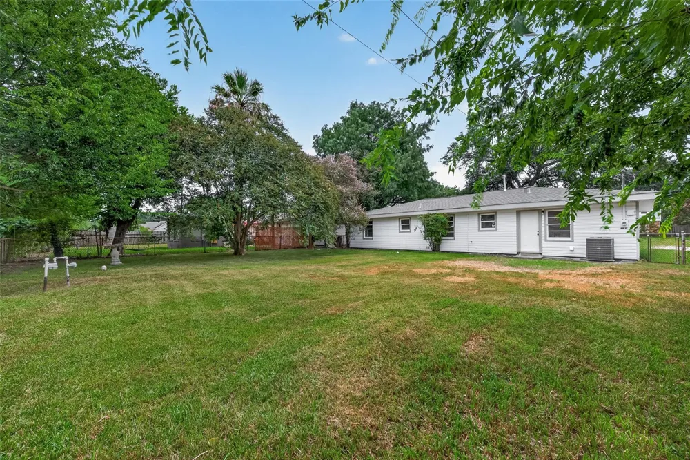 522 23rd Avenue Texas City, TX 77590