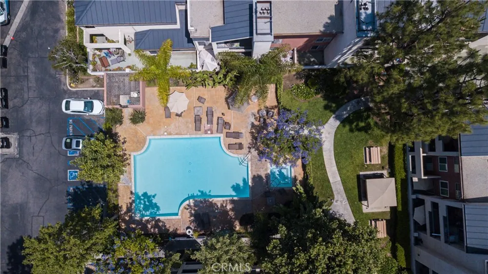 5535 Canoga Avenue #215 Woodland Hills, CA 91367