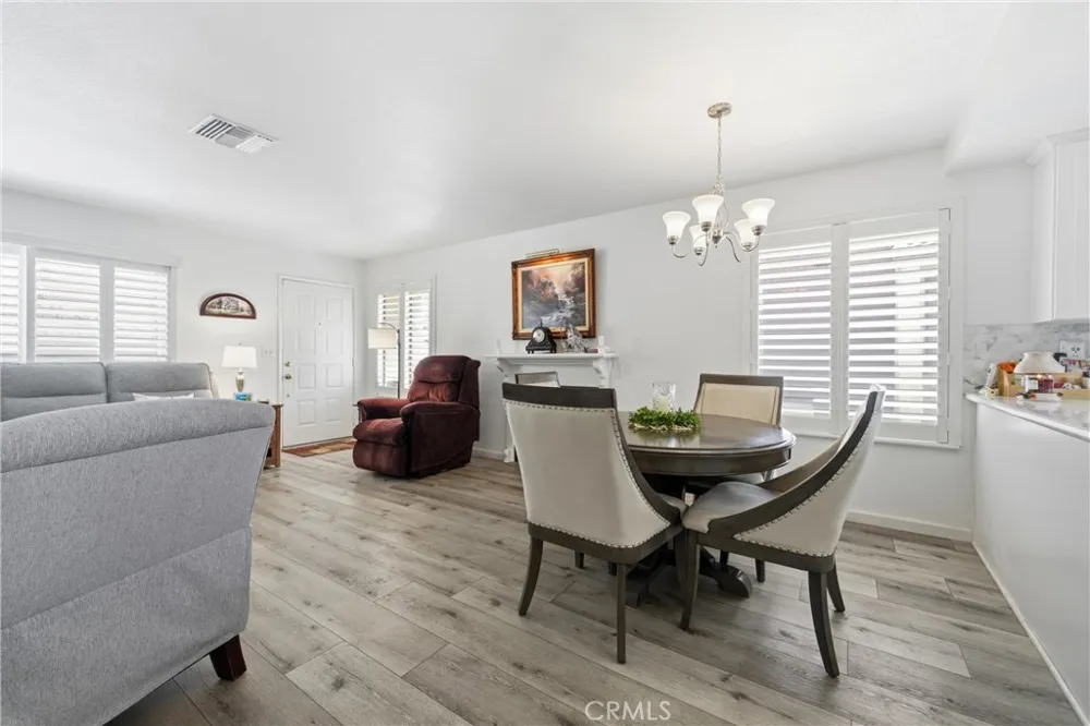 2124 El Domingo Circle #13 Lancaster, CA 93536