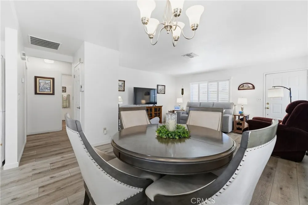 2124 El Domingo Circle #13 Lancaster, CA 93536