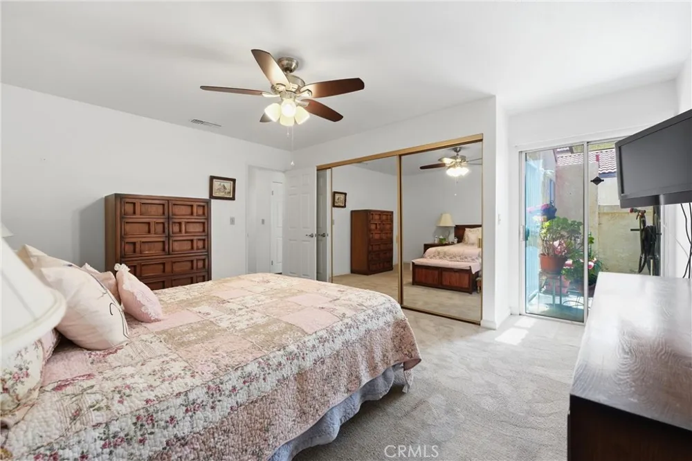 2124 El Domingo Circle #13 Lancaster, CA 93536