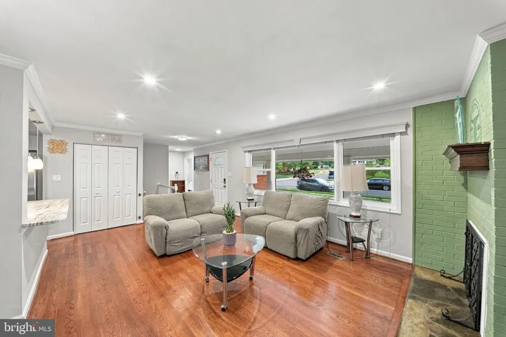 3713 RANDOLPH STREET Fairfax, VA 22030