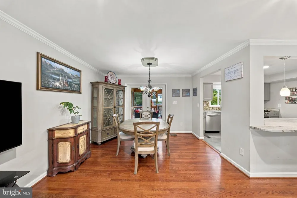 3713 RANDOLPH STREET Fairfax, VA 22030