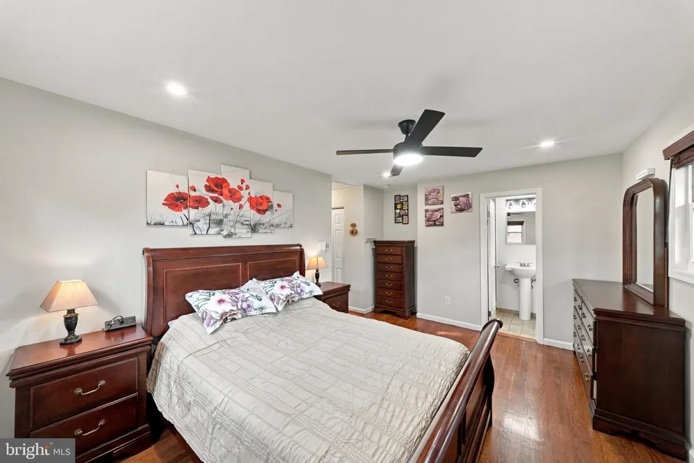 3713 RANDOLPH STREET Fairfax, VA 22030