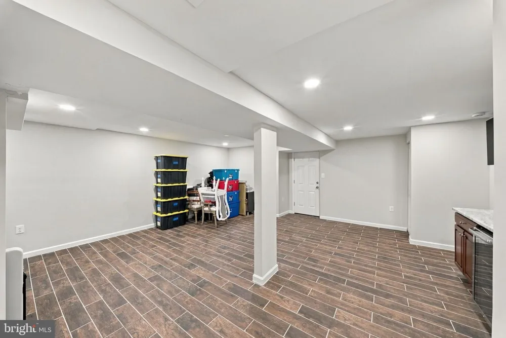3713 RANDOLPH STREET Fairfax, VA 22030