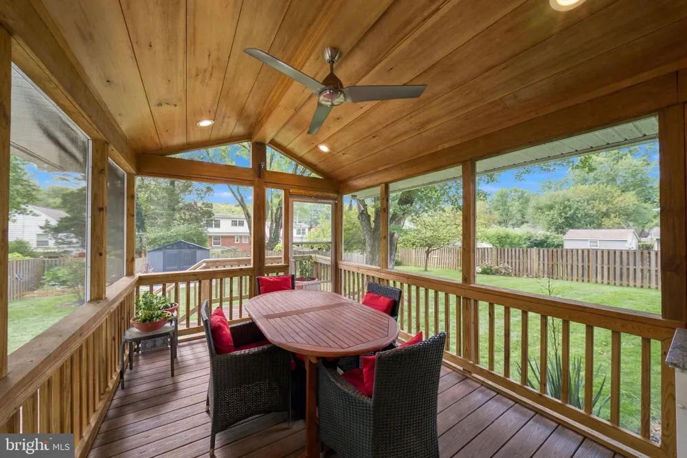3713 RANDOLPH STREET Fairfax, VA 22030
