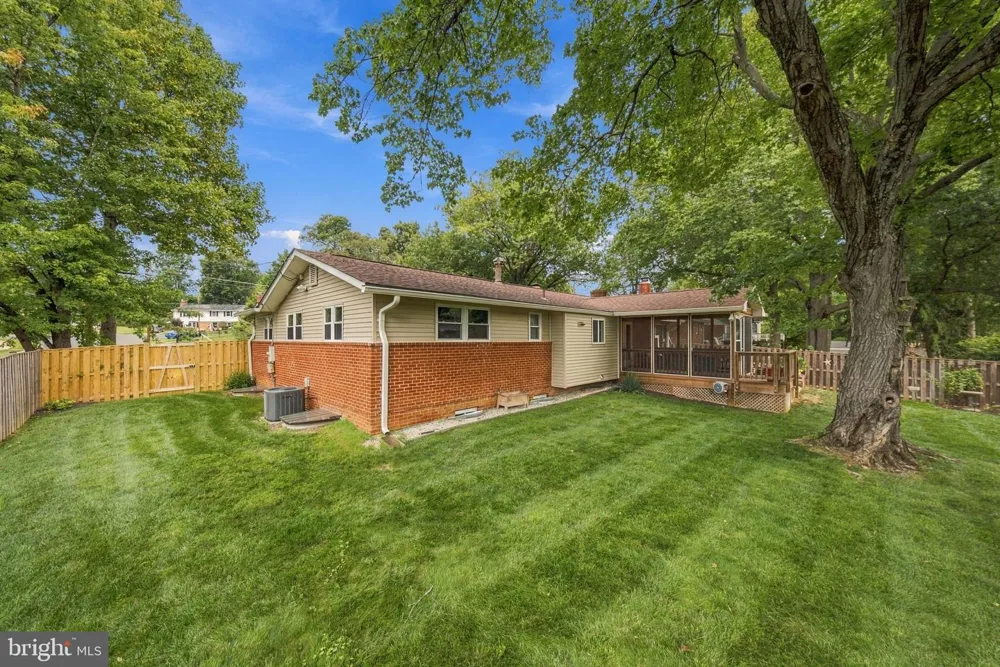 3713 RANDOLPH STREET Fairfax, VA 22030
