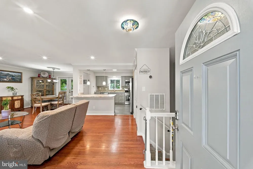 3713 RANDOLPH STREET Fairfax, VA 22030