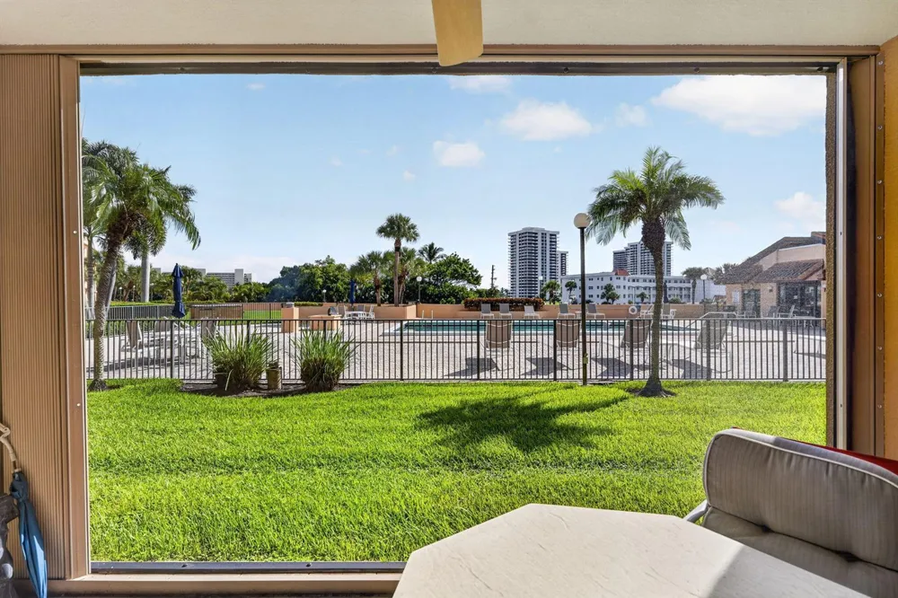 1030 US-1 #113 North Palm Beach, FL 33408