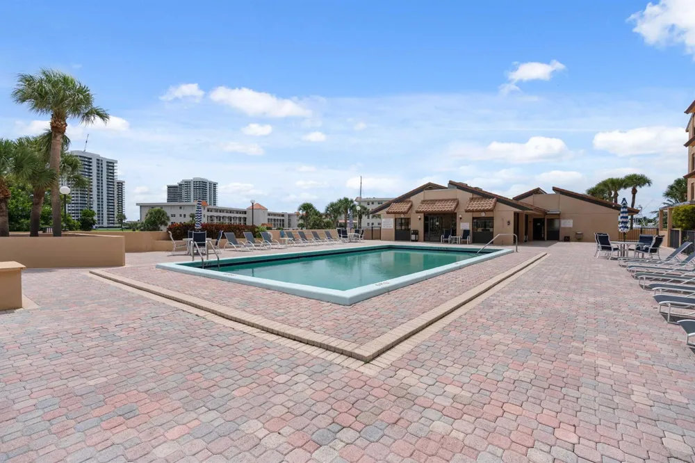 1030 US-1 #113 North Palm Beach, FL 33408