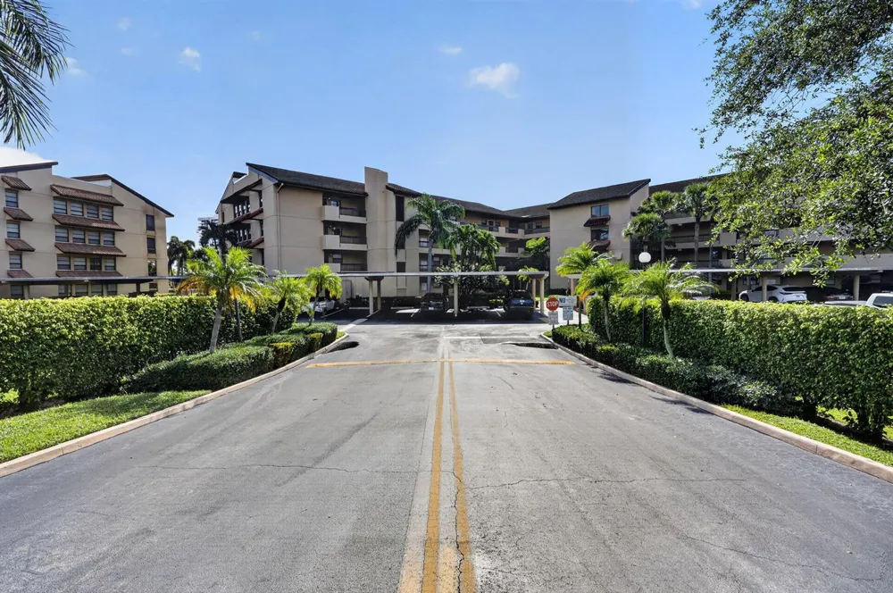 1030 US-1 #113 North Palm Beach, FL 33408