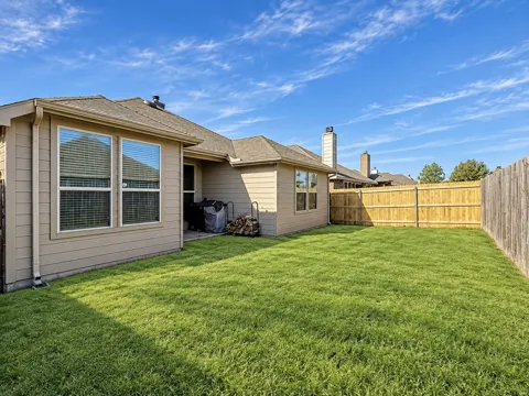 1131 Grimes Drive